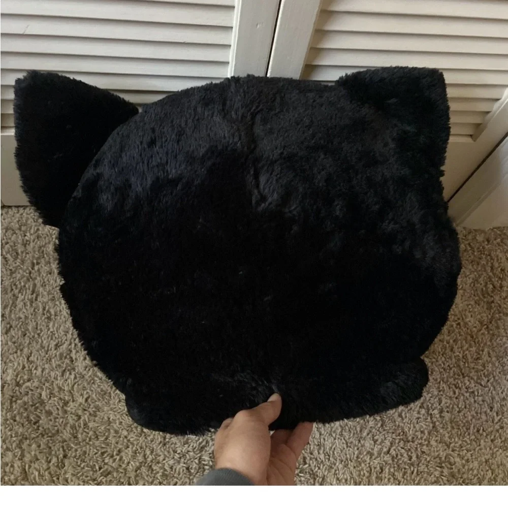 Dan Dee give your